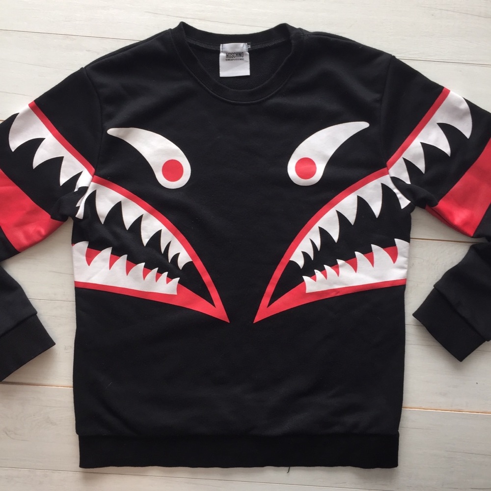 Moschino Cheap & Chic Shark/Agape Sweatshirt Sz M